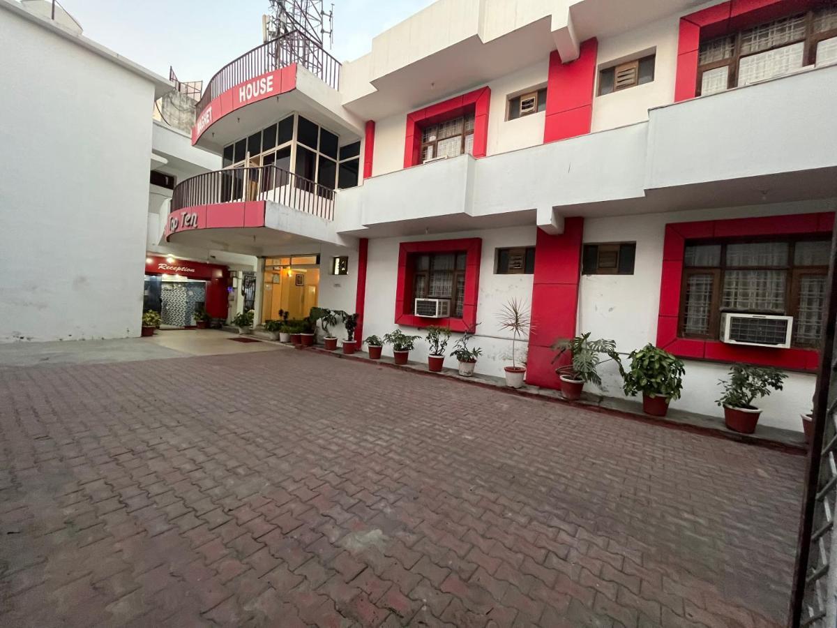 Hotel Magnet House دهرادون المظهر الخارجي الصورة